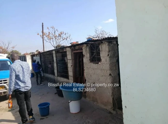 Chitungwiza Unit C House for Sale