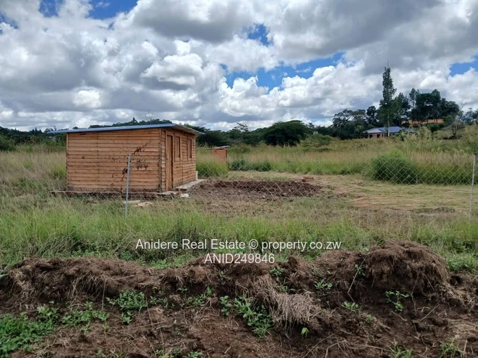 Glen Lorne 4,007m² Stand — Fenced with Wooden Shed