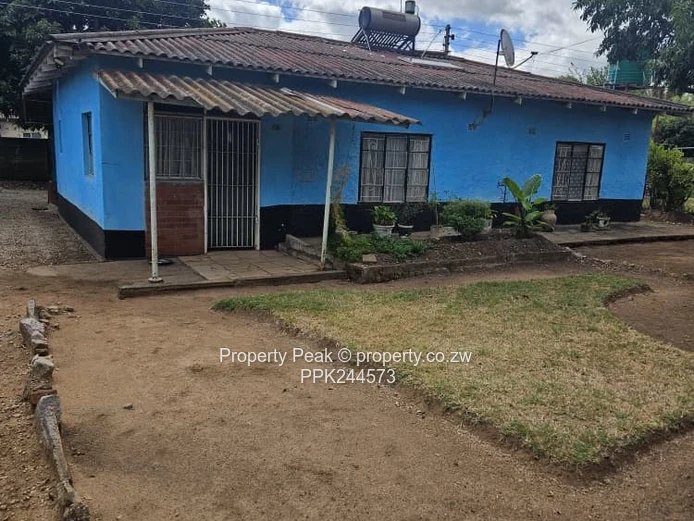 3-Bed Arcadia Home For Sale