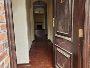 3 Bedroom Flat & Apartment