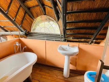 Farm & Agricultural Land