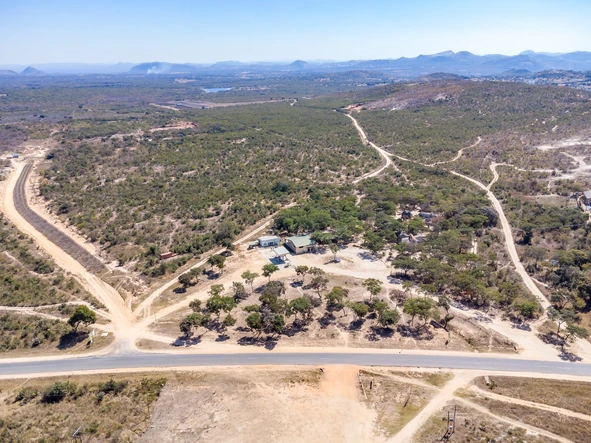 Commercial & Industrial Land