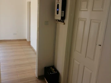 3 Bedroom Flat & Apartment