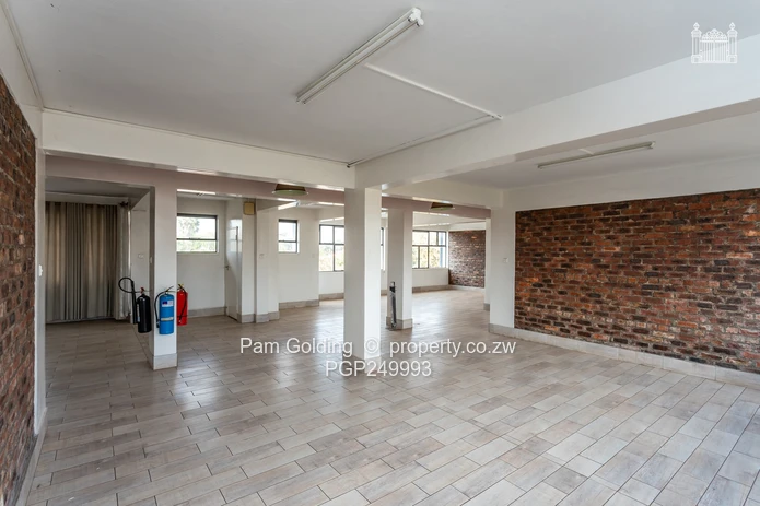 Commercial Offices For Rent in the Avenues 
