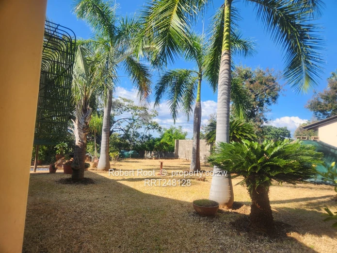 Peaceful Living At Kariba Heights (Sole Mandate)