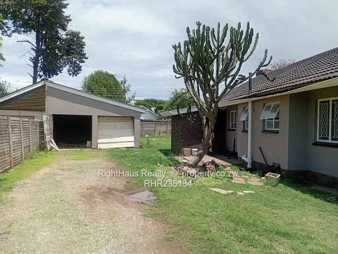 Exquisite Sunridge Residence: Main House+Cottage Available To Rent