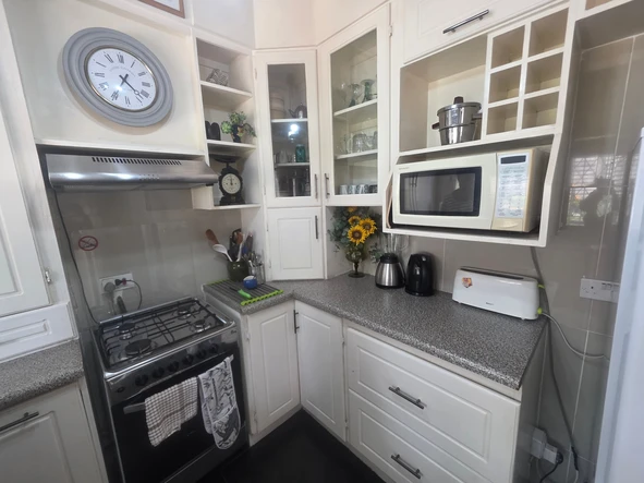 2 Bedroom Garden Flat