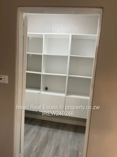 Neat 4 Bed in Mabvazuva 