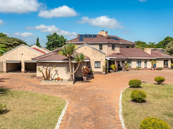 5 Bedroom House