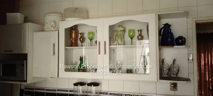 Hillside House For Sale (Sole Mandate)