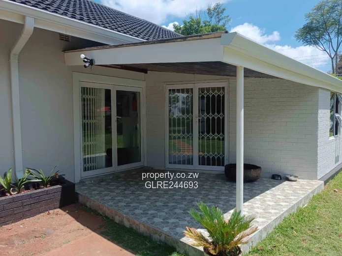 Greendale (Harare East) Office Bungalow – 450m², Borehole