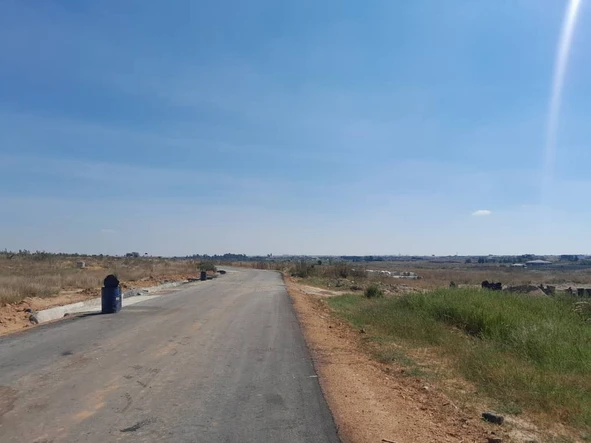 Commercial & Industrial Land
