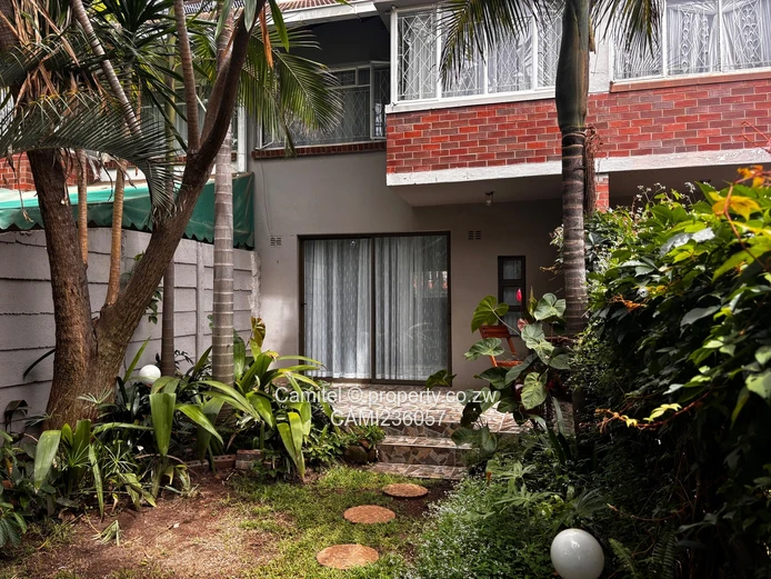 Duplex Avondale 2 bedroom garden flat