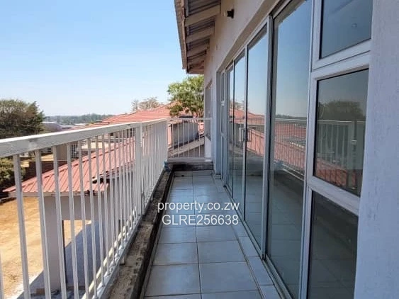 Pomona 5-Bed House on 2000m² with Borehole & Balcony