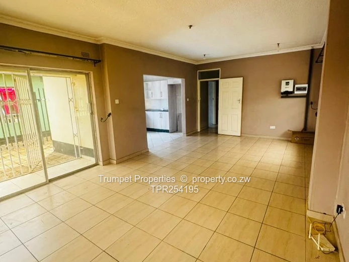 Aspindale Park 3-Bed — Main En-Suite, Solar & Secure