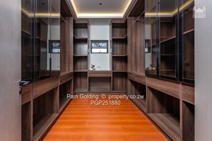 5 Bed All En Suite Townhouse
