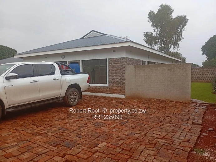 3 Bed Cluster apartment For Rent