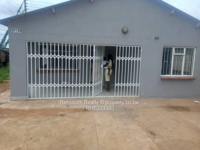 5 Bedroom for Rent in Budiriro