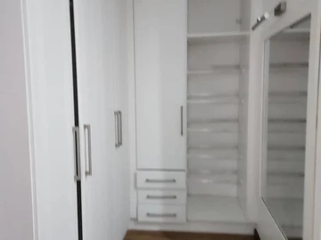 2 Bedroom Flat & Apartment