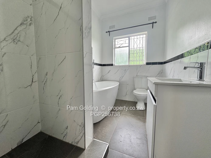 Renovated - 4 Bedroom Home - Greendale North