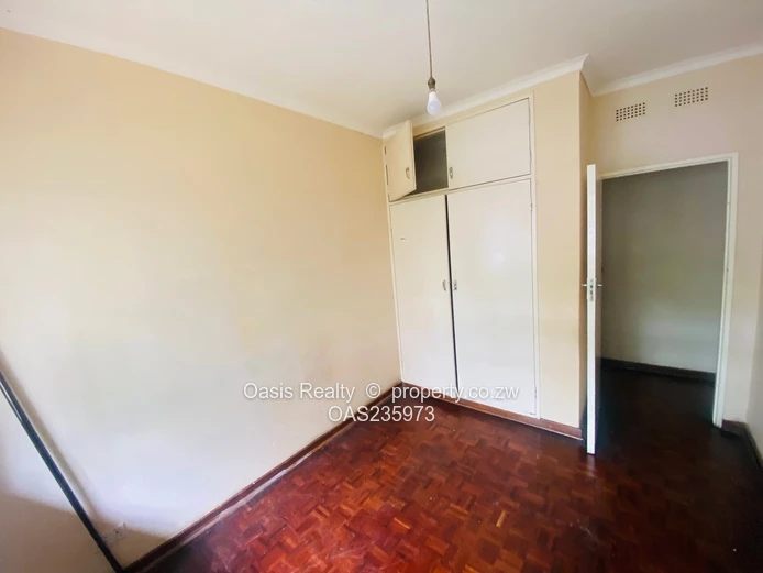 Neat property to let