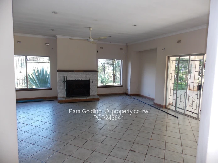 Peaceful Country Living Close to Chinoyi (Sole Mandate)