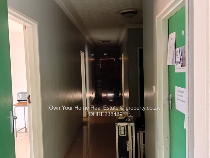 Belvedere Commercial Property For Rent