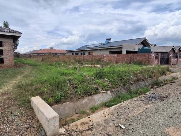 Stands & Residential Land