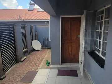 2 Bedroom Garden Flat