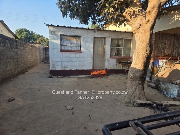 4-Roomed Home for Sale | Zengeza 2, Chitungwiza
