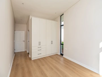 3 Bedroom Garden Flat