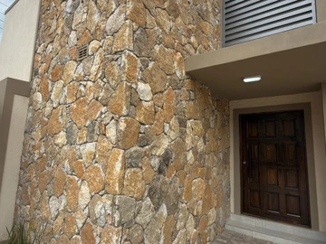 3 Bedroom Garden Flat