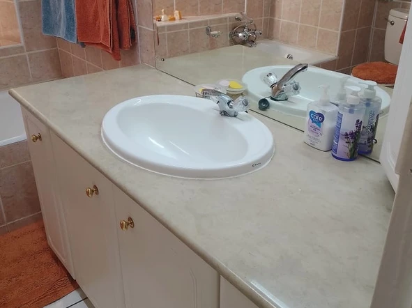 3 Bedroom Flat & Apartment