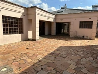 Stunning 6 Bed House in the Hills of Shawasha!