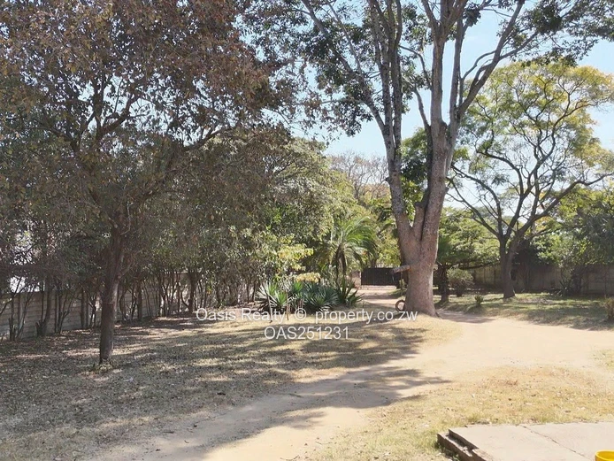 Greendale close to Harare Drive and Mutare Road Round About