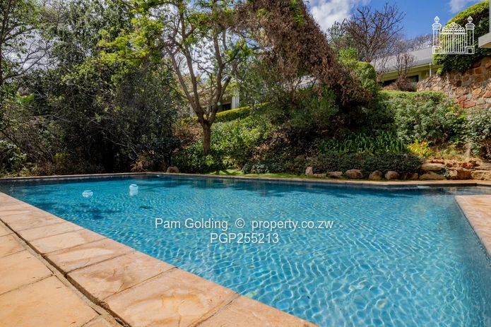 Timeless Elegance on the Hill - Price Drive Brooke Estate 