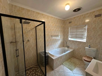 3 Bedroom Garden Flat