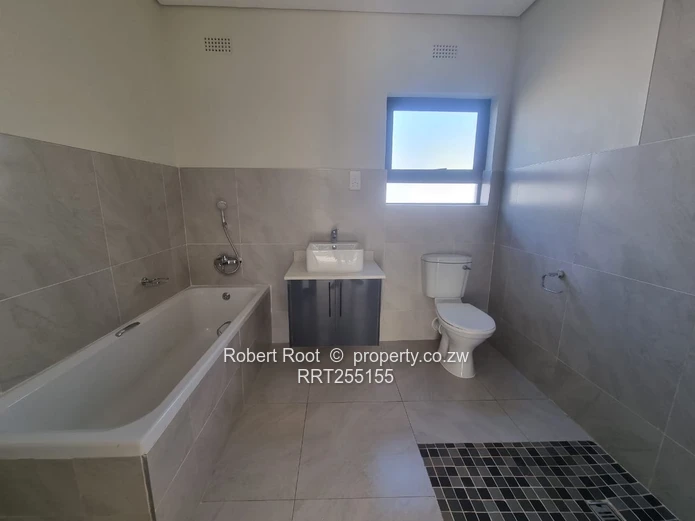 2 bed cluster home in Marlborough