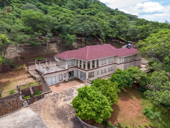 House For Rent In The Chivero Area