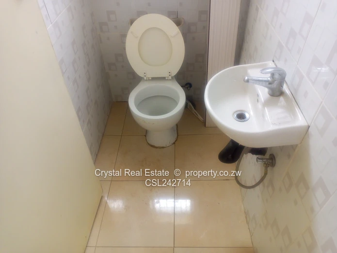 Bluffhill Shop Now Available  USD 1500 PER MONTH