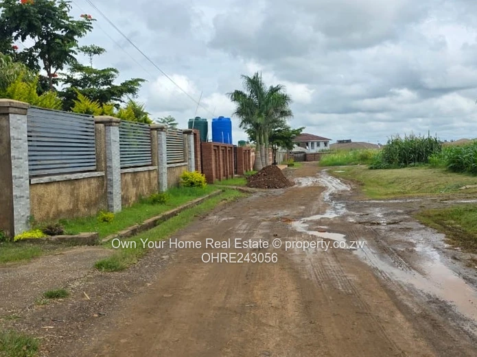 Westgate Sandton phase two .65k: Neat cottage