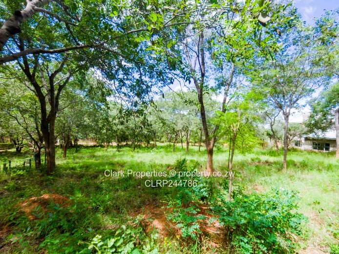 Prime 4,000sqm Residential Stand in Kadoma