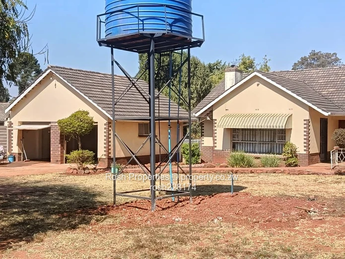 **Spacious 4-Bedroom Family Home for Rent in Mandara, Harare**