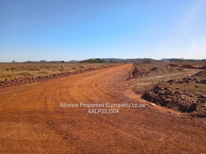 Somerby Estate 300 m² Stands — Gravel Roads, Cleared Plots