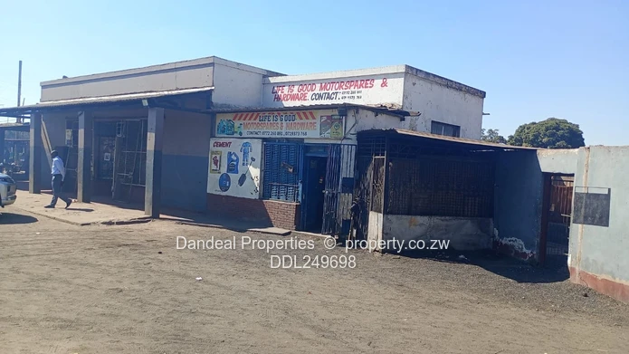 Ardbennie: 3,000m² Retail Complex on 7,047m² with Borehole (Sole Mandate)