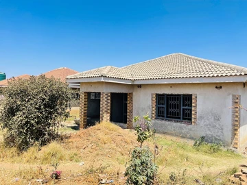 Residential Property for Sale: Tynwald, Nkwisi Gardens