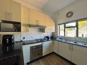 2 Bedroom Cottage