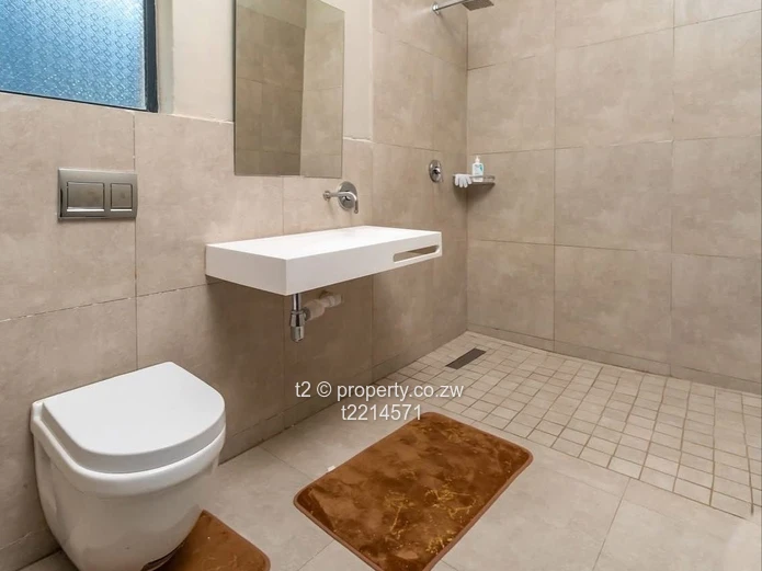 Nice home perfect investment 3-Bedroom Townhouse in Greendale North, Harare