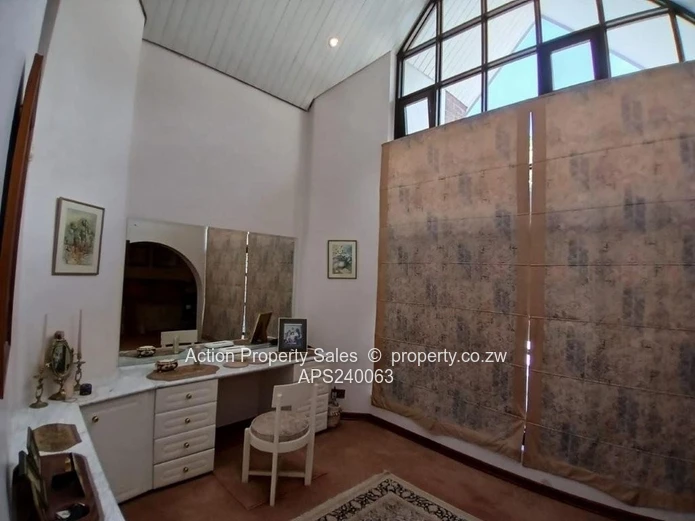 Beautiful 3 Bed Townhouse In Newlands! 