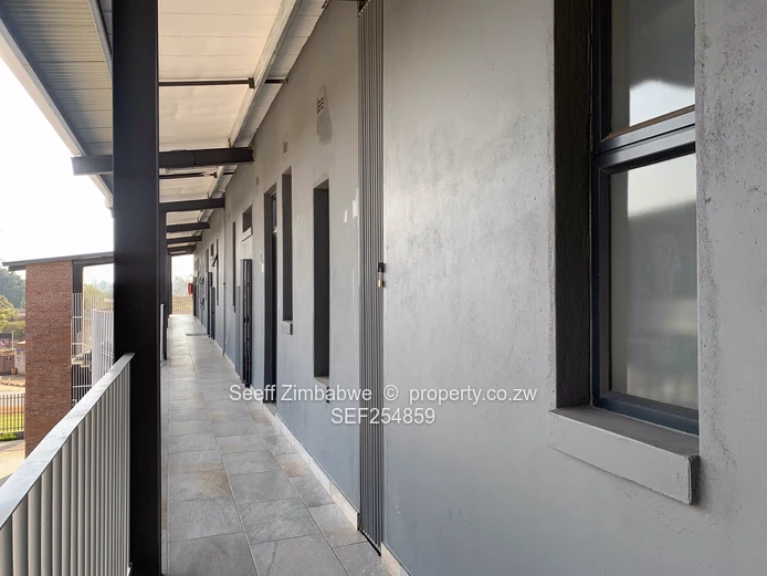 2 Bedroom Flat/Apartment for Sale in Vainona